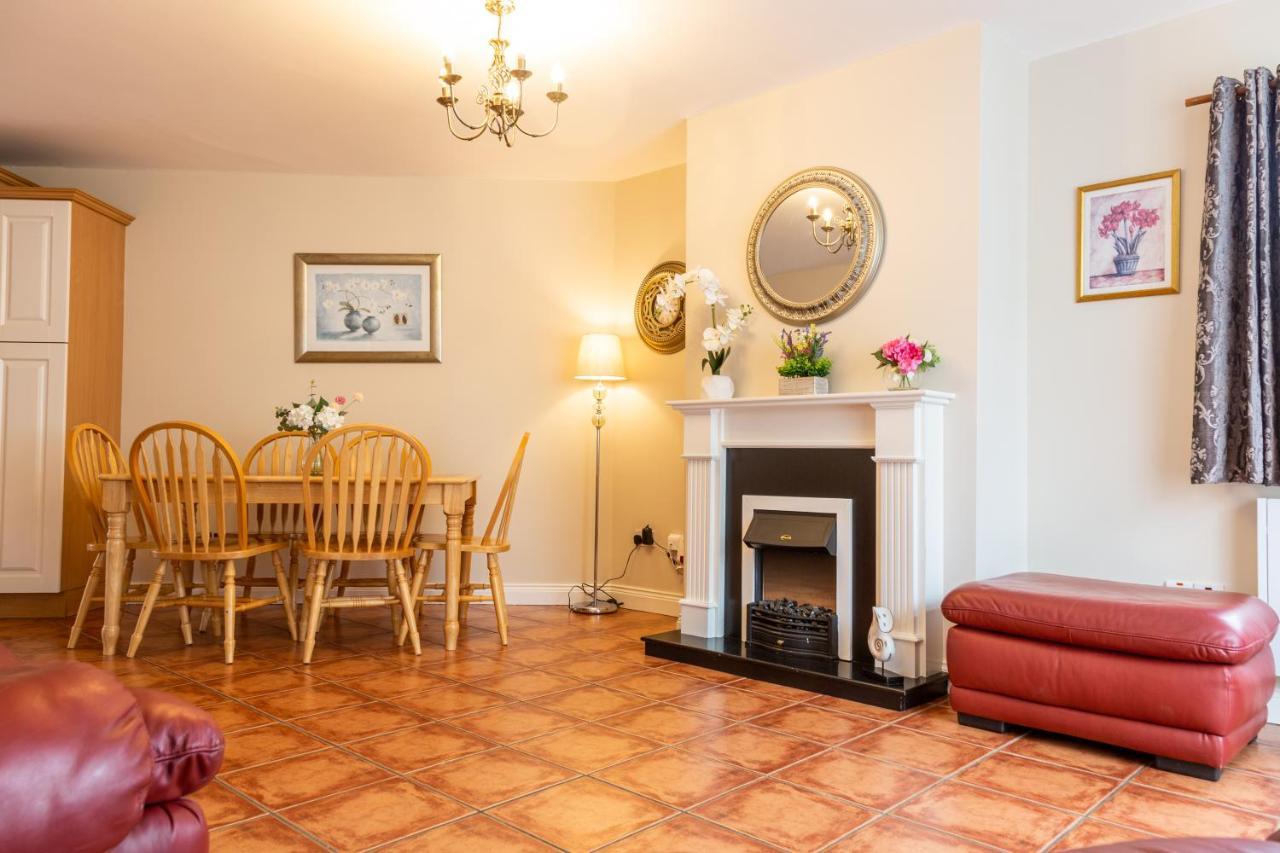 Kerry Holiday Homes At The Killarney Holiday Village Eksteriør billede